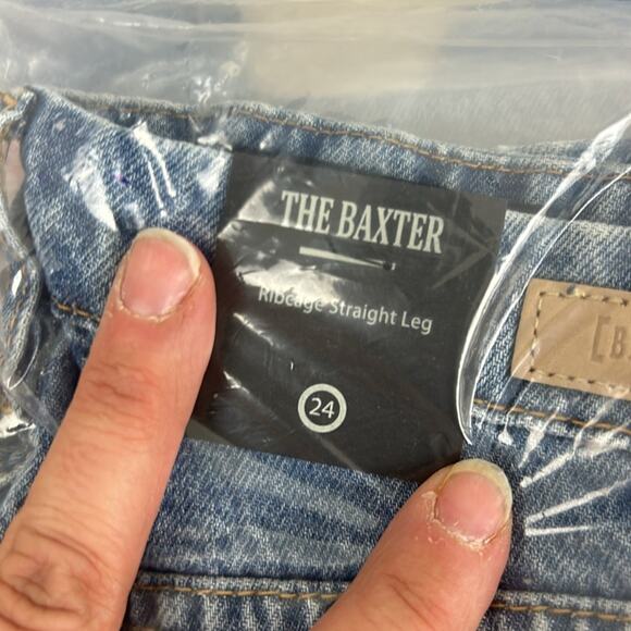 Blank NYC Women’s 24 The Baxter Ribcage Straight Leg Distressed Button Jeans NEW - Picture 9 of 9